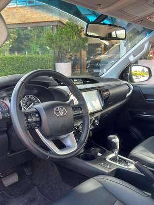 TOYOTA-HILUX-2024