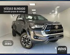 TOYOTA HILUX 2.8 D-4D TURBO DIESEL CD SRX PLUS 4X4 AUTOMÁTICO TOYOTA HILUX 2.8 D-4D TURBO DIESEL CD SRX PLUS 4X4 AUTOMÁTICO