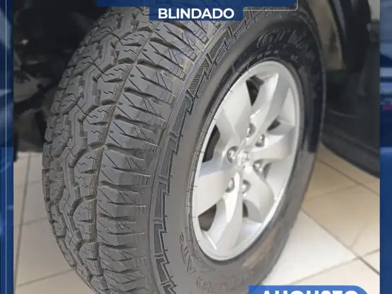 TOYOTA-HILUX-3.0 SRV TOP 4X4 CD 16V TURBO INTERCOOLER DIESEL 4P AUTOMÁTICO TOYOTA-HILUX-2013