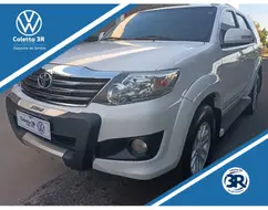 TOYOTA HILUX SW4 2.7 SR 4X2 16V FLEX 4P AUTOMÁTICO TOYOTA HILUX SW4 2.7 SR 4X2 16V FLEX 4P AUTOMÁTICO
