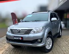 TOYOTA HILUX SW4 2.7 SR 4X2 16V FLEX 4P AUTOMÁTICO TOYOTA HILUX SW4 2.7 SR 4X2 16V FLEX 4P AUTOMÁTICO