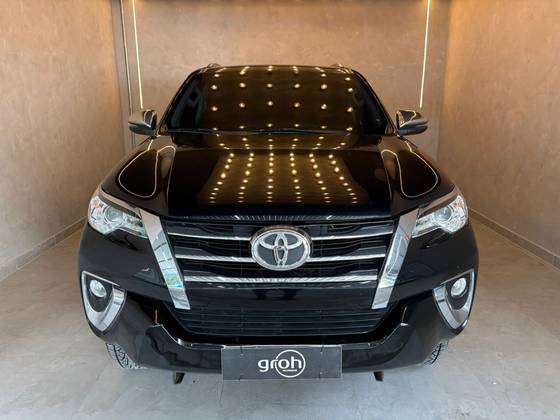 TOYOTA HILUX SW4 2.7 SRV 7 LUGARES 4X2 16V FLEX 4P AUTOMÁTICO