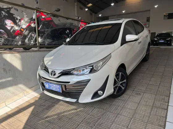 TOYOTA YARIS 1.5 16V FLEX XLS CONNECT MULTIDRIVE TOYOTA YARIS 1.5 16V FLEX XLS CONNECT MULTIDRIVE