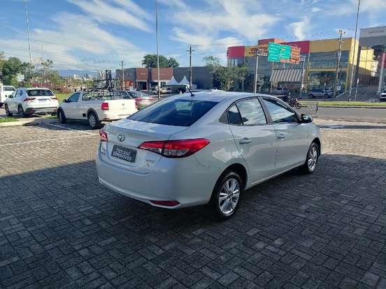 TOYOTA-YARIS-1.5 16V FLEX SEDAN XL MANUAL TOYOTA-YARIS-2019