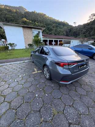 TOYOTA-COROLLA-2023