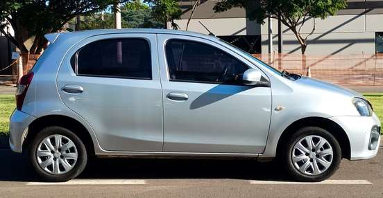 TOYOTA-ETIOS-2018