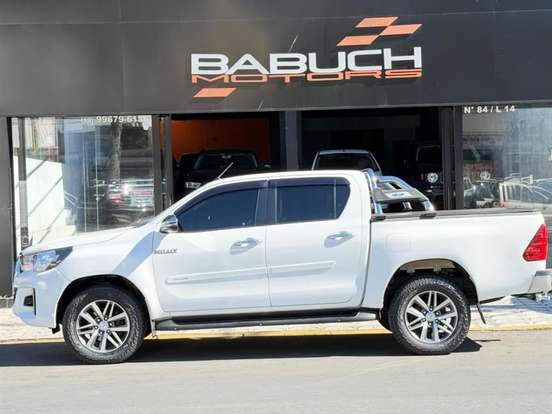 TOYOTA-HILUX-2.7 SRV 4X4 CD 16V FLEX 4P AUTOMÁTICO TOYOTA-HILUX-2019