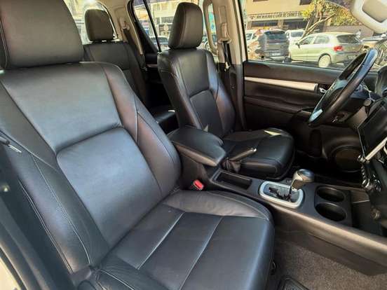 TOYOTA-HILUX-2.7 SRV 4X4 CD 16V FLEX 4P AUTOMÁTICO TOYOTA-HILUX-2019