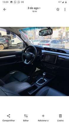 TOYOTA-HILUX-2019
