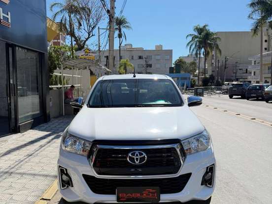 TOYOTA-HILUX-2.7 SRV 4X4 CD 16V FLEX 4P AUTOMÁTICO TOYOTA-HILUX-2019