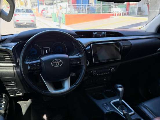 TOYOTA-HILUX-2.7 SRV 4X4 CD 16V FLEX 4P AUTOMÁTICO TOYOTA-HILUX-2019