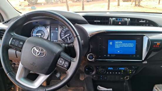 TOYOTA-HILUX-2024