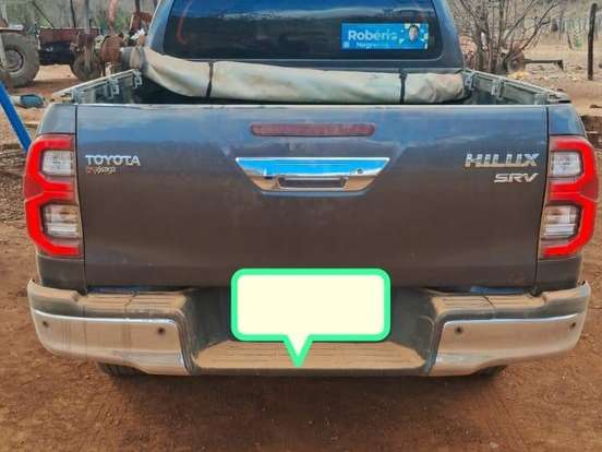 TOYOTA-HILUX-2.8 D-4D TURBO DIESEL CD SRV 4X4 AUTOMÁTICO TOYOTA-HILUX-2024