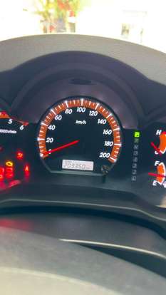 TOYOTA-HILUX-2013