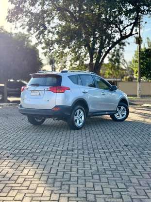 TOYOTA-RAV4-2013