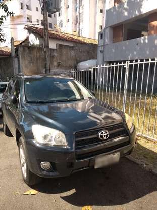 TOYOTA-RAV4-2011