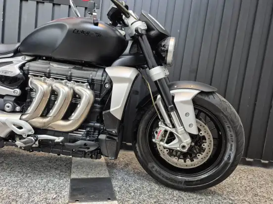 TRIUMPH-ROCKET III R TRIUMPH-ROCKET III R-2021