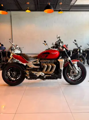 TRIUMPH-ROCKET III R-2021