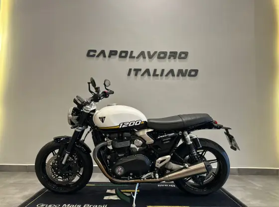 TRIUMPH SPEED TWIN 