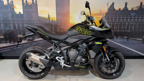 TRIUMPH TIGER 800 SPORT 