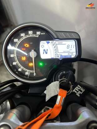TRIUMPH-SCRAMBLER 400 X-2025