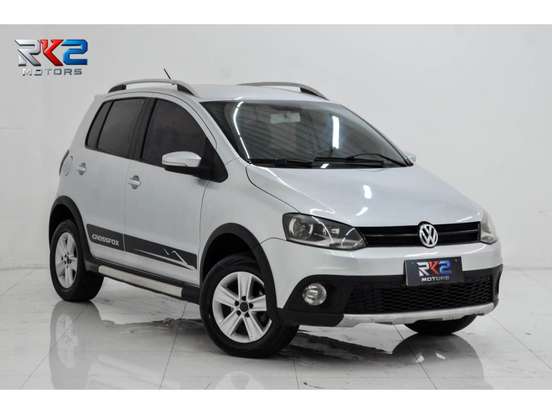VOLKSWAGEN-CROSSFOX-2010