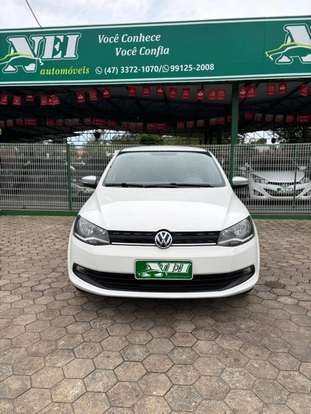 VOLKSWAGEN-GOL-2015