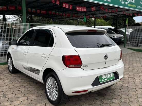 VOLKSWAGEN-GOL-1.0 MI ROCK IN RIO 8V FLEX 4P MANUAL VOLKSWAGEN-GOL-2015