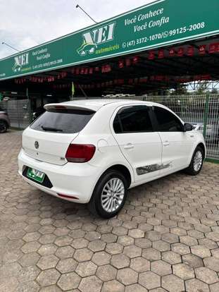 VOLKSWAGEN-GOL-2015