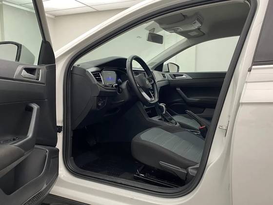VOLKSWAGEN NIVUS 1.0 200 TSI TOTAL FLEX COMFORTLINE AUTOMÁTICO