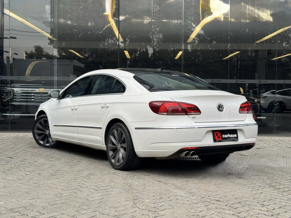 Volkswagen Passat — foto 6