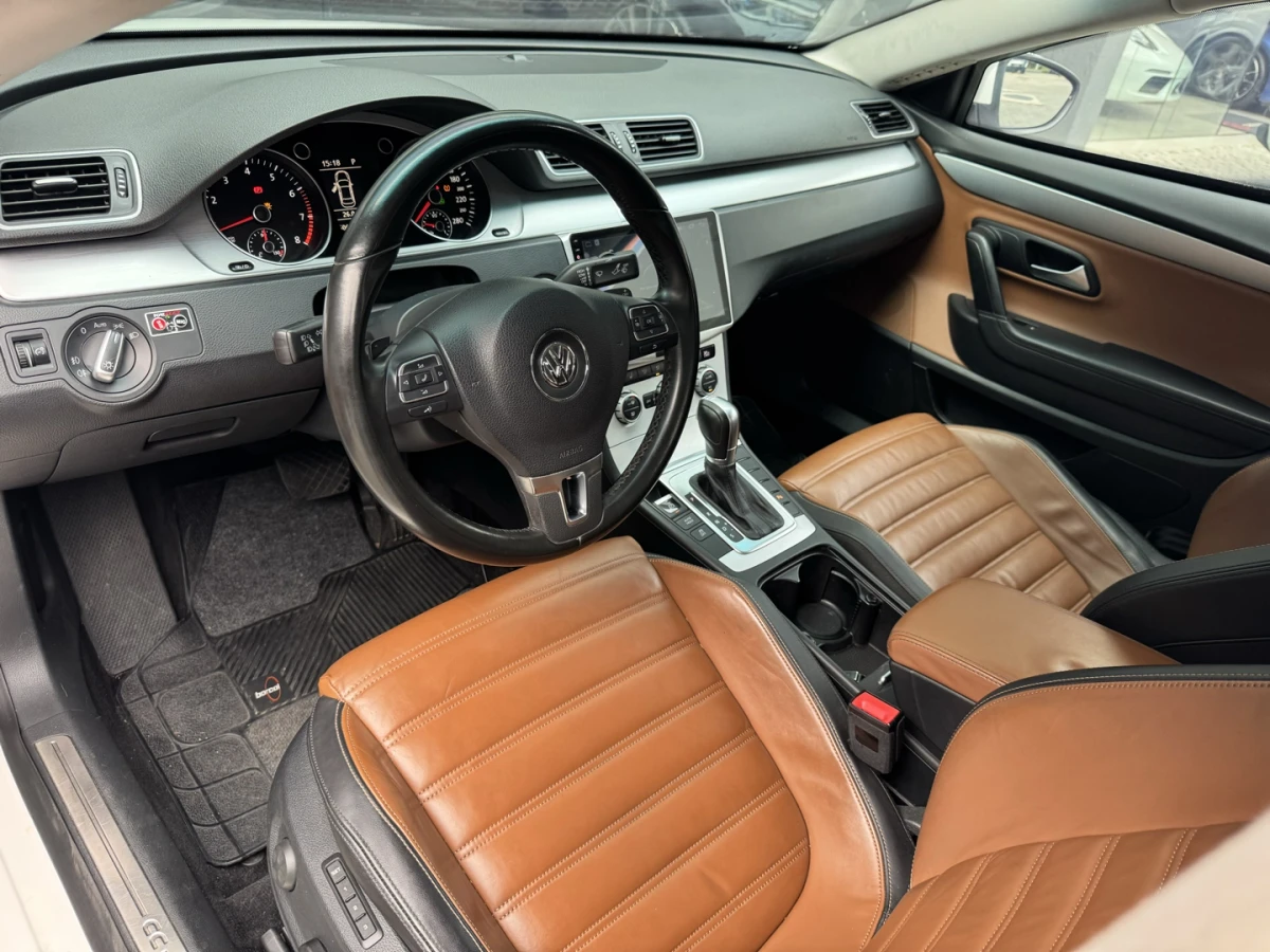 Volkswagen Passat — foto 8