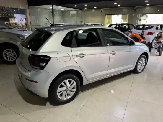 VOLKSWAGEN-POLO-1.0 170 TSI COMFORTLINE AUTOMÁTICO VOLKSWAGEN-POLO-2024