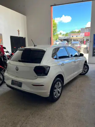 VOLKSWAGEN-POLO-2025