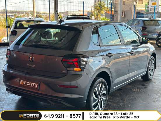 VOLKSWAGEN-POLO-2023