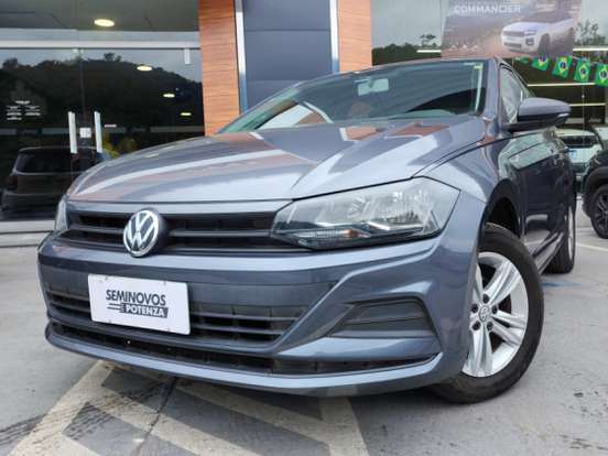 VOLKSWAGEN-POLO-2018