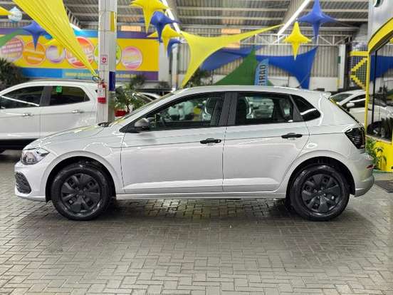 VOLKSWAGEN-POLO-2024