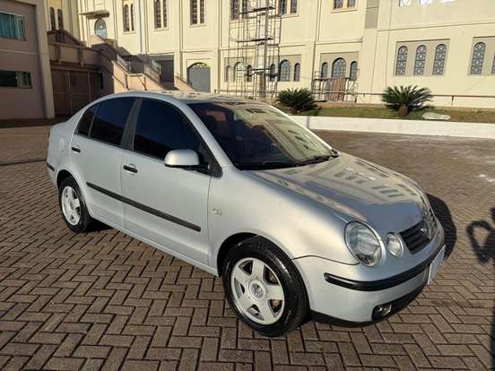 VOLKSWAGEN-POLO SEDAN-1.6 MI 8V FLEX 4P MANUAL VOLKSWAGEN-POLO SEDAN-2005