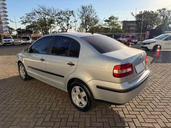 VOLKSWAGEN-POLO SEDAN-1.6 MI 8V FLEX 4P MANUAL VOLKSWAGEN-POLO SEDAN-2005