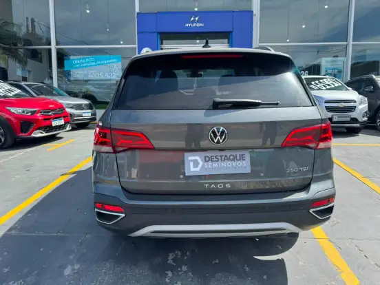 VOLKSWAGEN-TAOS-1.4 250 TSI TOTAL FLEX HIGHLINE AUTOMÁTICO VOLKSWAGEN-TAOS-2023