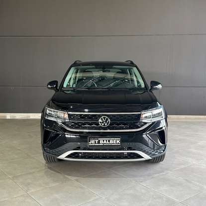 VOLKSWAGEN-TAOS-2025