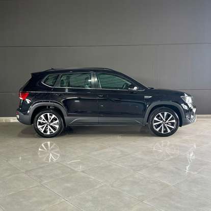 VOLKSWAGEN-TAOS-2025