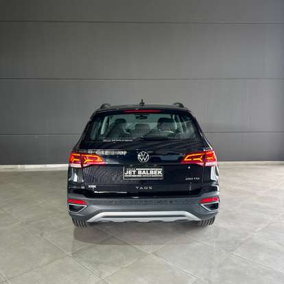 VOLKSWAGEN-TAOS-2025