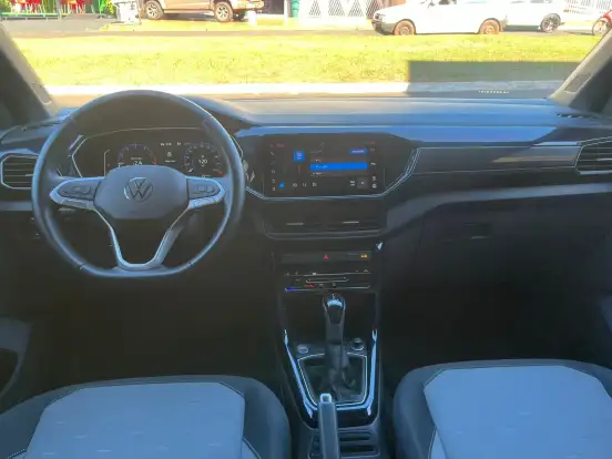 VOLKSWAGEN-T-CROSS-2023