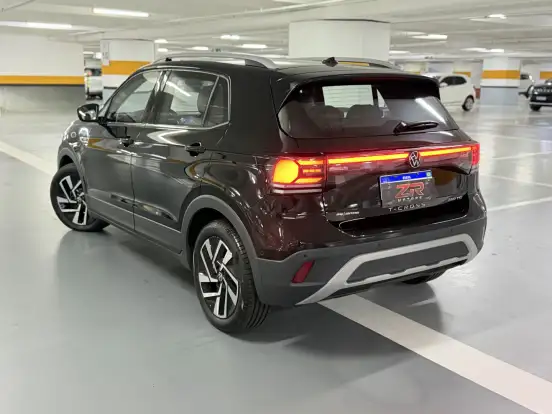 VOLKSWAGEN-T-CROSS-1.4 250 TSI TOTAL FLEX HIGHLINE AUTOMÁTICO VOLKSWAGEN-T-CROSS-2025