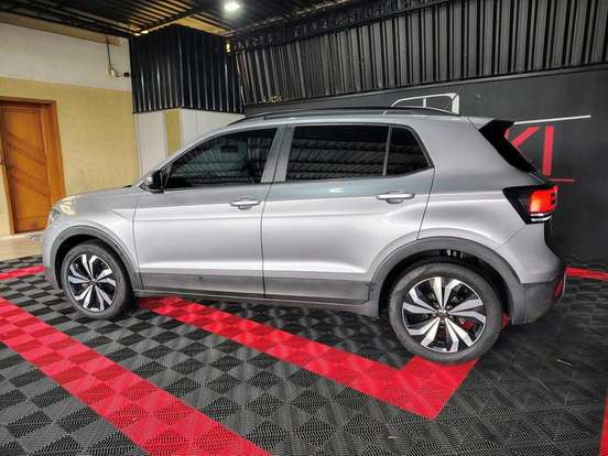 VOLKSWAGEN-T-CROSS-2024