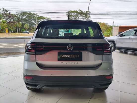 VOLKSWAGEN-T-CROSS-2024