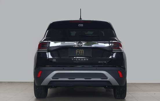 VOLKSWAGEN-T-CROSS-2025