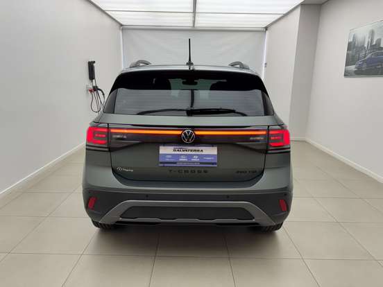 VOLKSWAGEN-T-CROSS-1.4 250 TSI TOTAL FLEX EXTREME AUTOMÁTICO VOLKSWAGEN-T-CROSS-2025