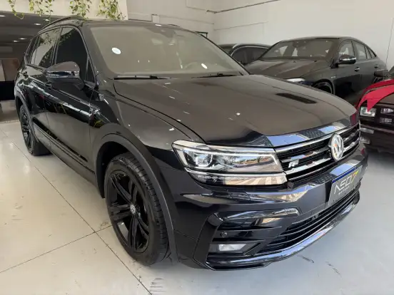 VOLKSWAGEN-TIGUAN-2021